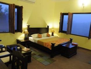 Courtyard House Otel Kānha Dış mekan fotoğraf